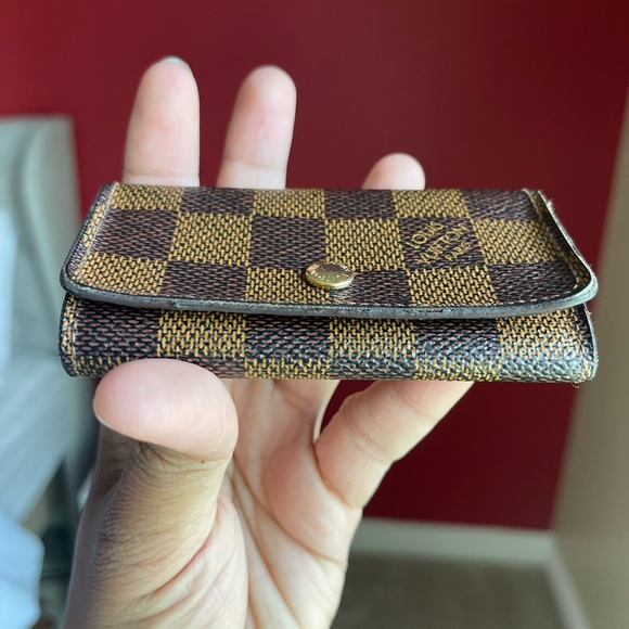 Prelove lv key holder - Picture 6 of 10